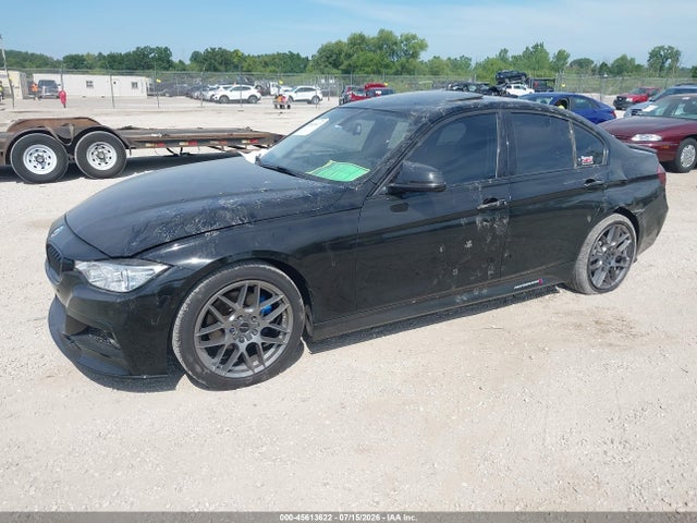 2015 Bmw 320i Xdrive მანქანა იყიდება აუქციონზე, vin: WBA3C3G51FNT52438, აუქციონის ნომერი: 45613622