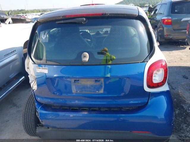 Aukcja sprzedaży 2016 Smart Fortwo, vin: WMEFJ5DA6GK059268, numer aukcji: 45613624