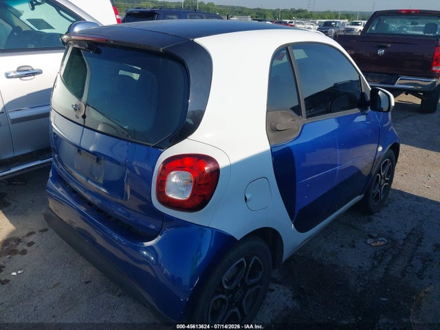 Aukcja sprzedaży 2016 Smart Fortwo, vin: WMEFJ5DA6GK059268, numer aukcji: 45613624