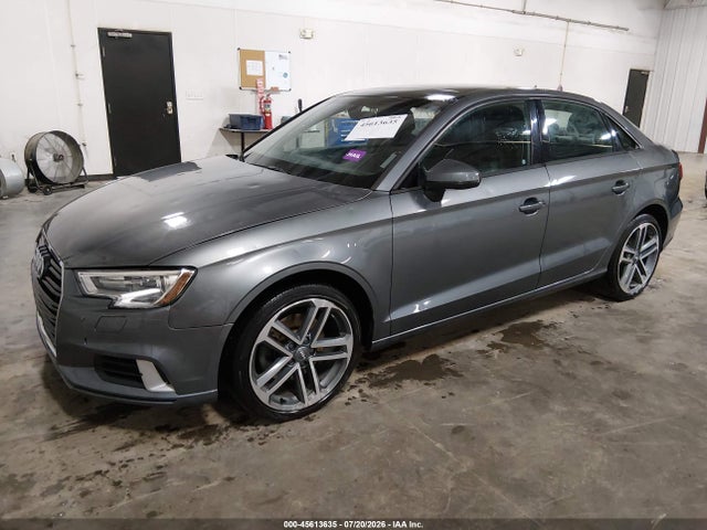Продажа на аукционе авто 2017 Audi A3 2.0t Premium, vin: WAUB8GFF2H1054294, номер лота: 45613635