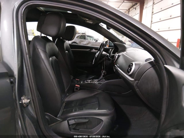 Продажа на аукционе авто 2017 Audi A3 2.0t Premium, vin: WAUB8GFF2H1054294, номер лота: 45613635