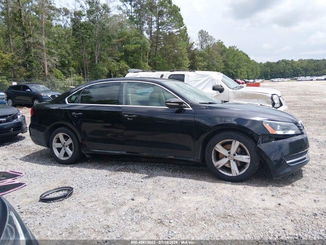 2012 Volkswagen Passat 2.5l Se მანქანა იყიდება აუქციონზე, vin: 1VWBH7A30CC050660, აუქციონის ნომერი: 45613653