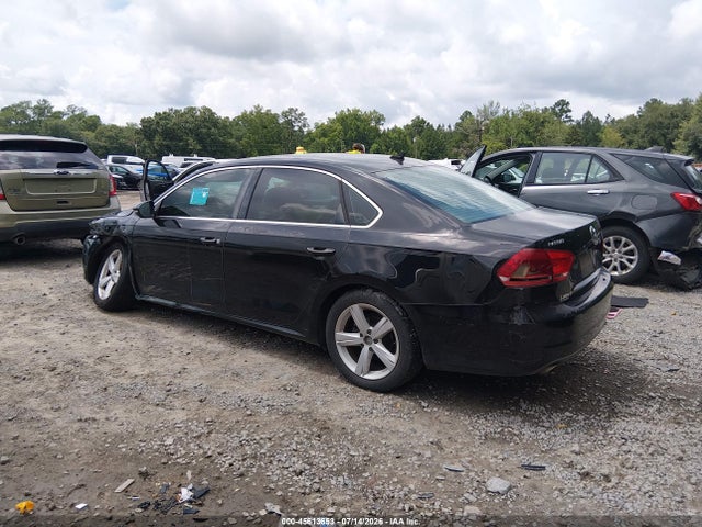 2012 Volkswagen Passat 2.5l Se მანქანა იყიდება აუქციონზე, vin: 1VWBH7A30CC050660, აუქციონის ნომერი: 45613653