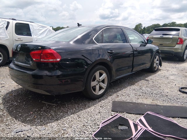 2012 Volkswagen Passat 2.5l Se მანქანა იყიდება აუქციონზე, vin: 1VWBH7A30CC050660, აუქციონის ნომერი: 45613653