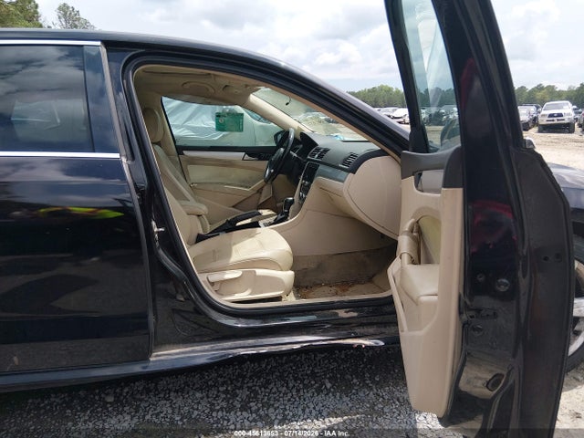 2012 Volkswagen Passat 2.5l Se მანქანა იყიდება აუქციონზე, vin: 1VWBH7A30CC050660, აუქციონის ნომერი: 45613653