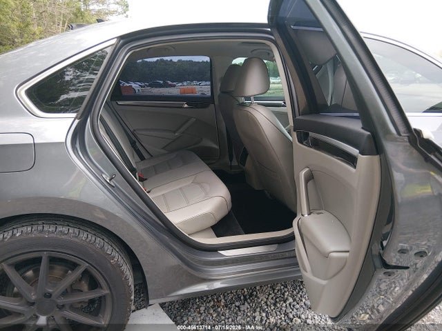45613714 :رقم المزاد ، 1VWGT7A31HC079872 vin ، 2017 Volkswagen Passat 1.8t Se مزاد بيع