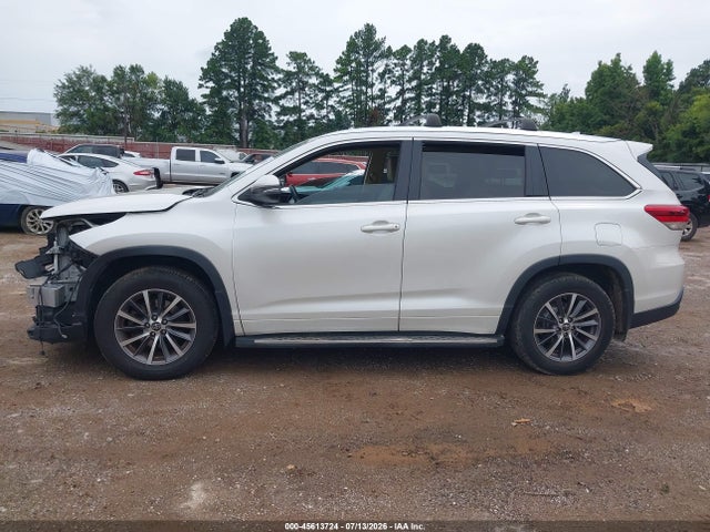 5TDKZRFHXHS187756 Toyota Highlander Xle