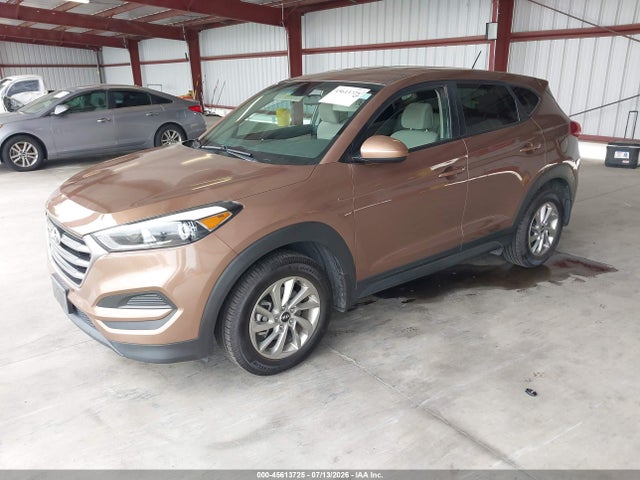 Hyundai TUCSON SE 2016 KM8J23A44GU235808 Image 2