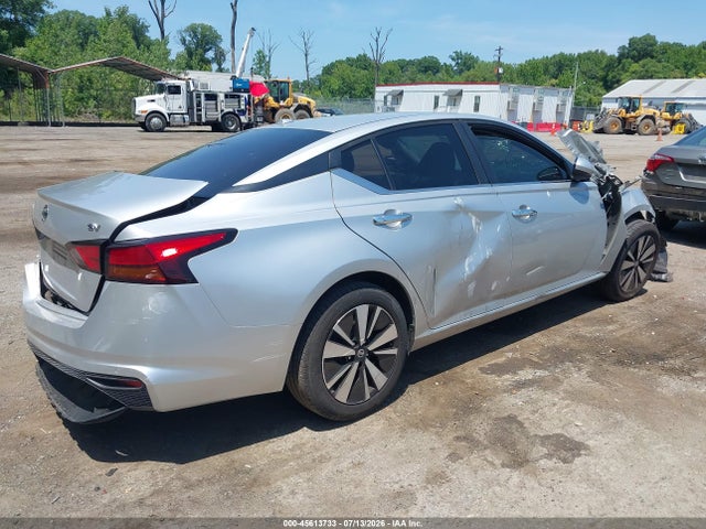 2021 Nissan Altima Sv Fwd მანქანა იყიდება აუქციონზე, vin: 1N4BL4DV1MN339877, აუქციონის ნომერი: 45613733