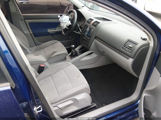 2007 Volkswagen Rabbit 4-door მანქანა იყიდება აუქციონზე, vin: WVWCS71K87W200485, აუქციონის ნომერი: 45613747