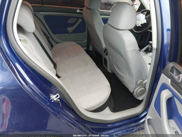2007 Volkswagen Rabbit 4-door მანქანა იყიდება აუქციონზე, vin: WVWCS71K87W200485, აუქციონის ნომერი: 45613747