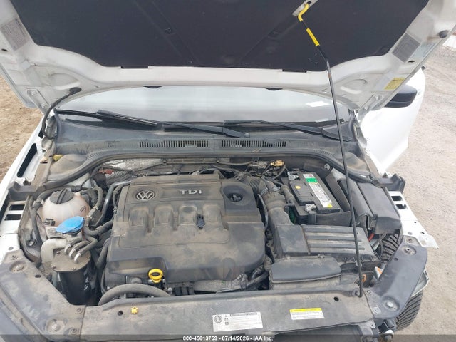 3VW3A7AJ3FM228300 Volkswagen Jetta 2.0l Tdi S