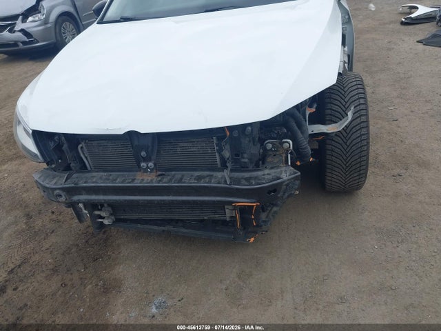 3VW3A7AJ3FM228300 Volkswagen Jetta 2.0l Tdi S