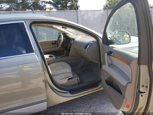 45613762 :رقم المزاد ، WA1AV74L57D010104 vin ، 2007 Audi Q7 4.2 مزاد بيع