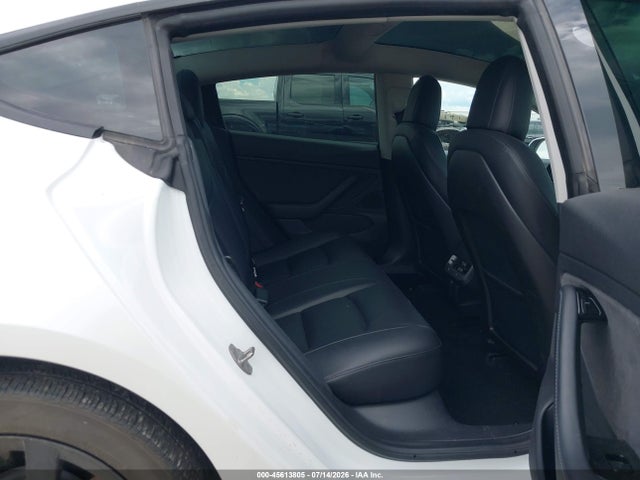 Tesla Model 3 Long Range/performance 2019 5YJ3E1EB8KF199611 Image 8