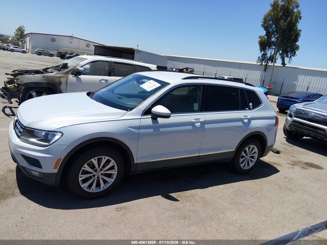 45613808 :رقم المزاد ، 3VV3B7AX2JM002103 vin ، 2018 Volkswagen Tiguan 2.0t Se/2.0t Sel مزاد بيع