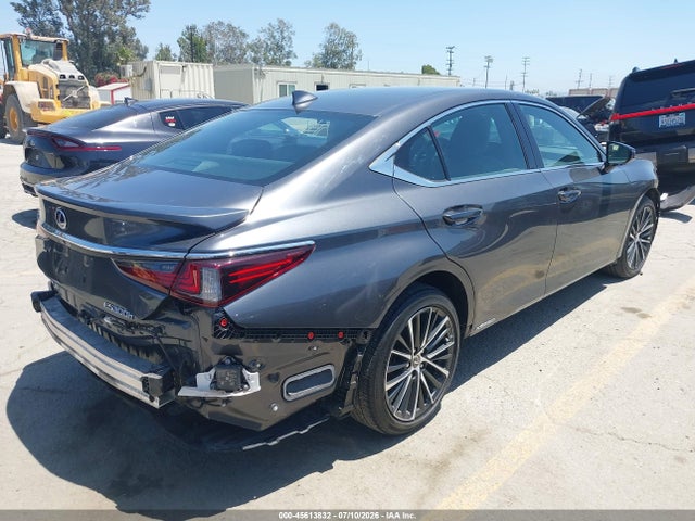 Lexus ES 300H 2022 58ADA1C19NU013469 Image 4