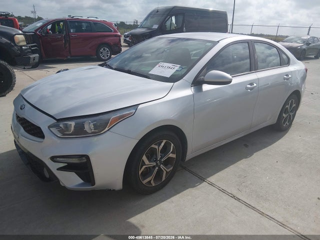 Aukcja sprzedaży 2021 Kia Forte Lxs, vin: 3KPF24AD8ME364564, numer aukcji: 45613845