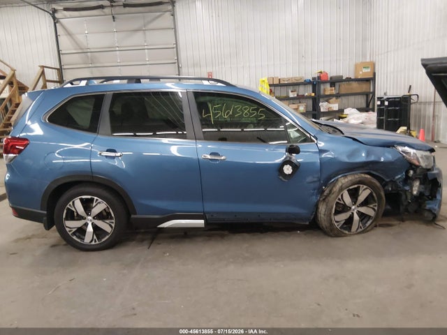 Продажа на аукционе авто 2019 Subaru Forester Touring, vin: JF2SKAWCXKH446267, номер лота: 45613855