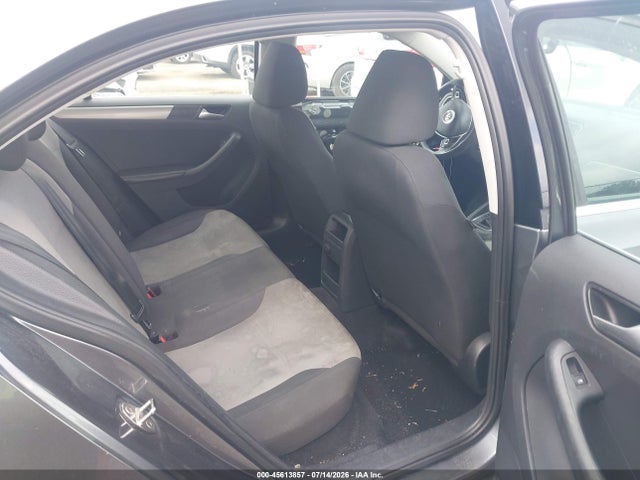 3VW2B7AJ4HM404377 Volkswagen Jetta 1.4t S