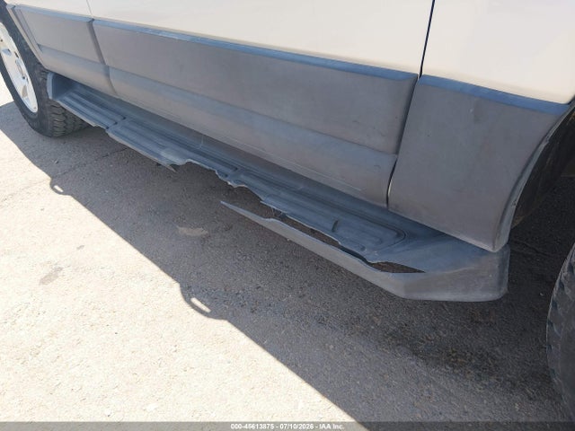 1FMJU1GT6HEA03011 Ford Expedition Xl