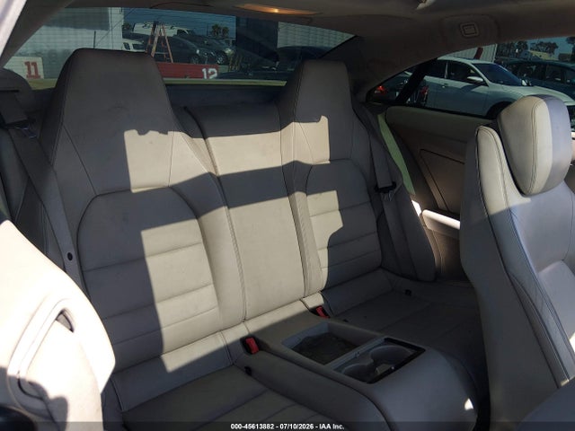 Продажа на аукционе авто 2011 Mercedes-benz E 350, vin: WDDKJ5GB8BF062486, номер лота: 45613882