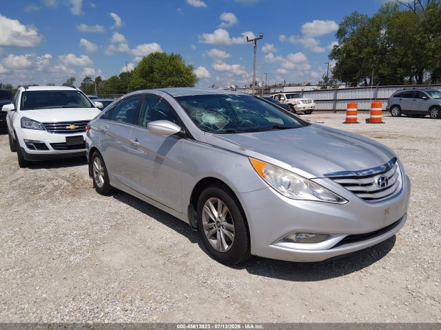 2013 Hyundai Sonata Gls მანქანა იყიდება აუქციონზე, vin: 5NPEB4AC4DH733533, აუქციონის ნომერი: 45613923