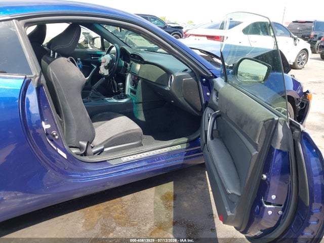 Toyota 86 2017 JF1ZNAA16H9703668 Image 5