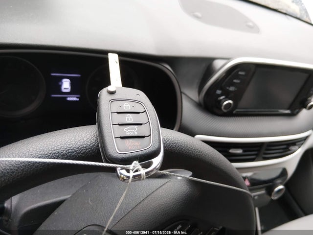 Продажа на аукционе авто 2020 Hyundai Tucson Se, vin: KM8J2CA40LU209619, номер лота: 45613941
