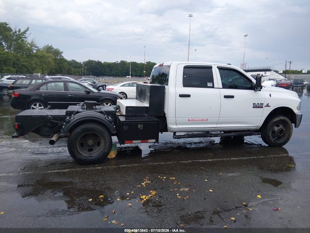Aukcja sprzedaży 2017 Ram 3500 Chassis Tradesman/slt/laramie, vin: 3C7WRTCL5HG552756, numer aukcji: 45613943