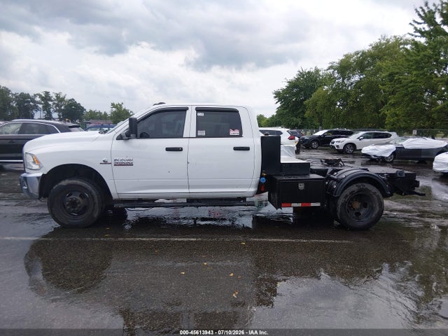 Aukcja sprzedaży 2017 Ram 3500 Chassis Tradesman/slt/laramie, vin: 3C7WRTCL5HG552756, numer aukcji: 45613943