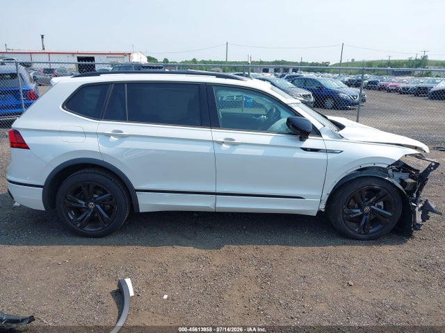 Aukcja sprzedaży 2024 Volkswagen Tiguan 2.0t Se R-line Black, vin: 3VV8B7AX5RM201194, numer aukcji: 45613958