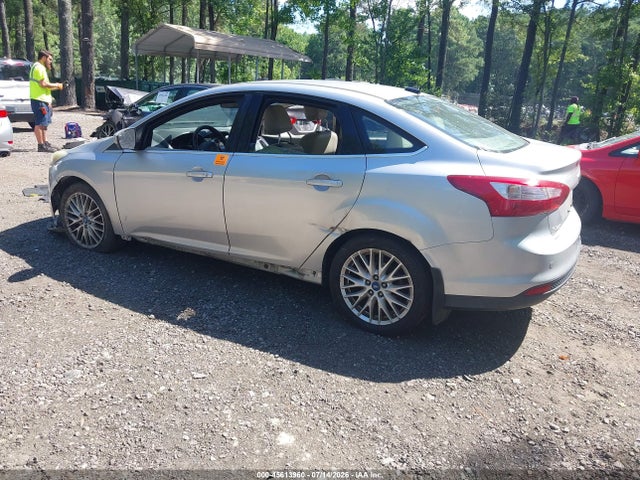 45613960 :رقم المزاد ، 1FAHP3H29CL172963 vin ، 2012 Ford Focus Sel مزاد بيع