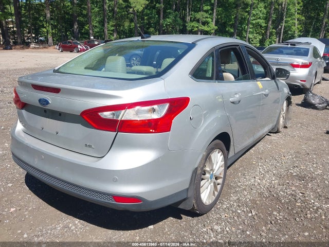 45613960 :رقم المزاد ، 1FAHP3H29CL172963 vin ، 2012 Ford Focus Sel مزاد بيع