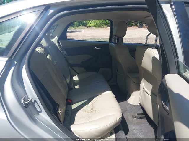 45613960 :رقم المزاد ، 1FAHP3H29CL172963 vin ، 2012 Ford Focus Sel مزاد بيع
