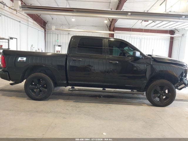 Продаж на аукціоні авто 2018 Ram 1500 Express  4x4 5'7 Box, vin: 1C6RR7KGXJS230996, номер лоту: 45613964