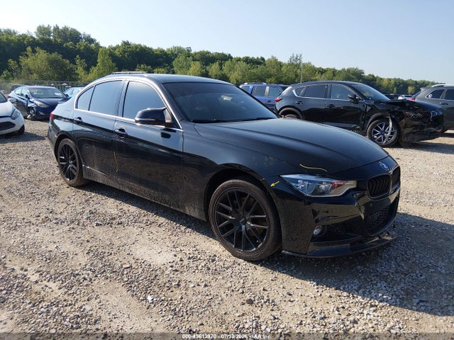 45613970 :رقم المزاد ، WBA8D9G51HNU60065 vin ، 2017 Bmw 330i Xdrive مزاد بيع