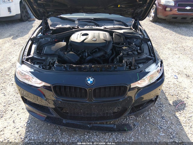 45613970 :رقم المزاد ، WBA8D9G51HNU60065 vin ، 2017 Bmw 330i Xdrive مزاد بيع
