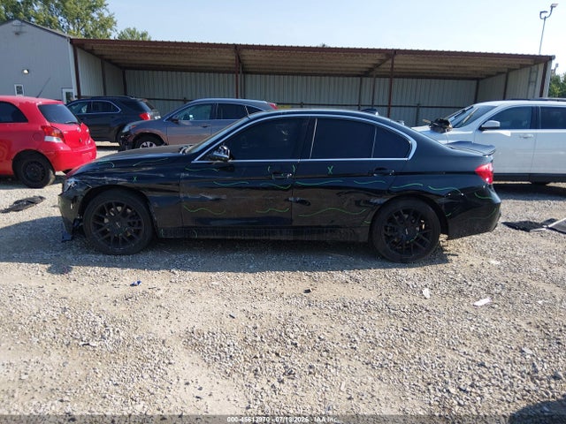 45613970 :رقم المزاد ، WBA8D9G51HNU60065 vin ، 2017 Bmw 330i Xdrive مزاد بيع