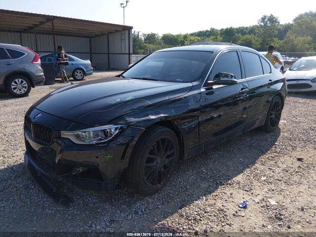45613970 :رقم المزاد ، WBA8D9G51HNU60065 vin ، 2017 Bmw 330i Xdrive مزاد بيع