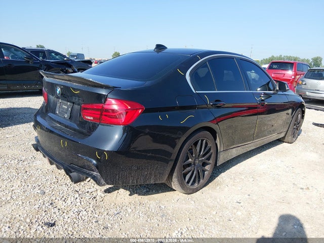 45613970 :رقم المزاد ، WBA8D9G51HNU60065 vin ، 2017 Bmw 330i Xdrive مزاد بيع