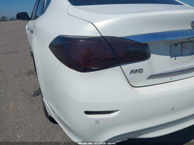 2015 Infiniti Q70 3.7x მანქანა იყიდება აუქციონზე, vin: JN1BY1AR6FM560517, აუქციონის ნომერი: 45613986