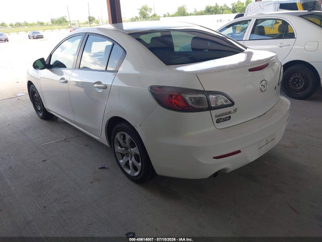 Продажа на аукционе авто 2012 Mazda Mazda3 I Sport, vin: JM1BL1UF8C1500717, номер лота: 45614007