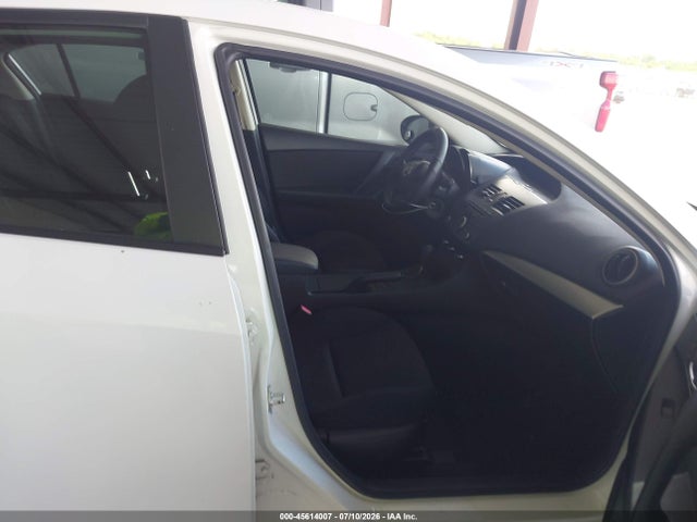 Продажа на аукционе авто 2012 Mazda Mazda3 I Sport, vin: JM1BL1UF8C1500717, номер лота: 45614007