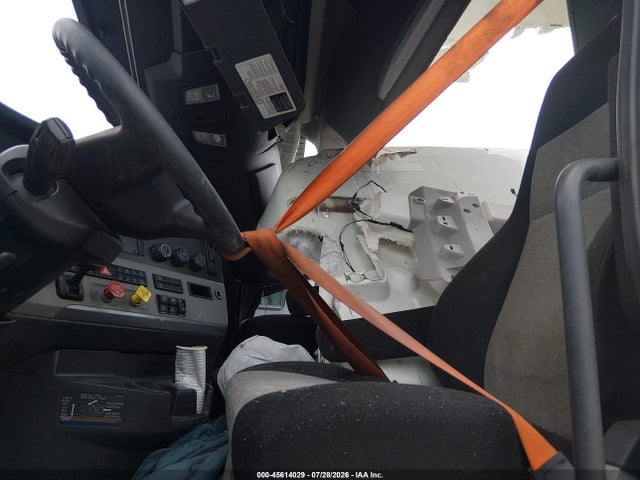 Продажа на аукционе авто 2021 Freightliner New Cascadia 126, vin: 1FUJHHDR5MLMR0761, номер лота: 45614029