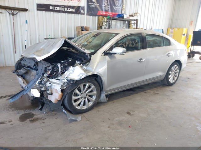 Buick Lacrosse Leather 2015 1G4GB5G39FF318576 Image 2
