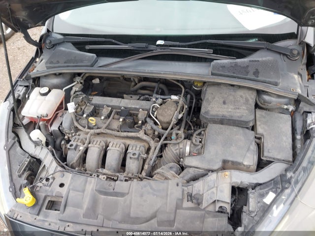 Ford FOCUS SE 2016 1FADP3K21GL311982 Image 10