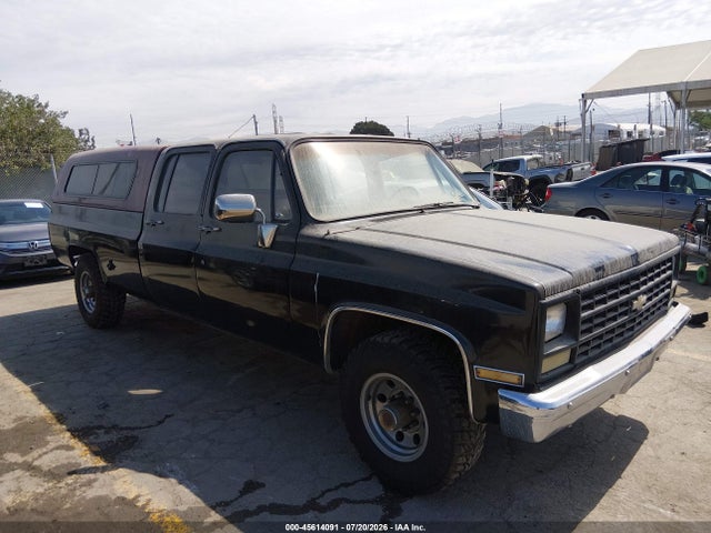 Продажа на аукционе авто 1990 Chevrolet R3500, vin: 1GBGR33K6LF302000, номер лота: 45614091