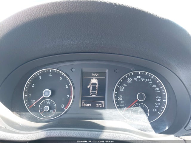 2014 Volkswagen Passat 1.8t Sel Premium მანქანა იყიდება აუქციონზე, vin: 1VWCT7A34EC032989, აუქციონის ნომერი: 45614146