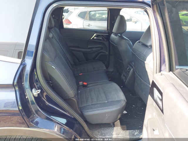 2024 Mitsubishi Outlander Se 2.5 S-awc მანქანა იყიდება აუქციონზე, vin: JA4J4VA86RZ015955, აუქციონის ნომერი: 45614168